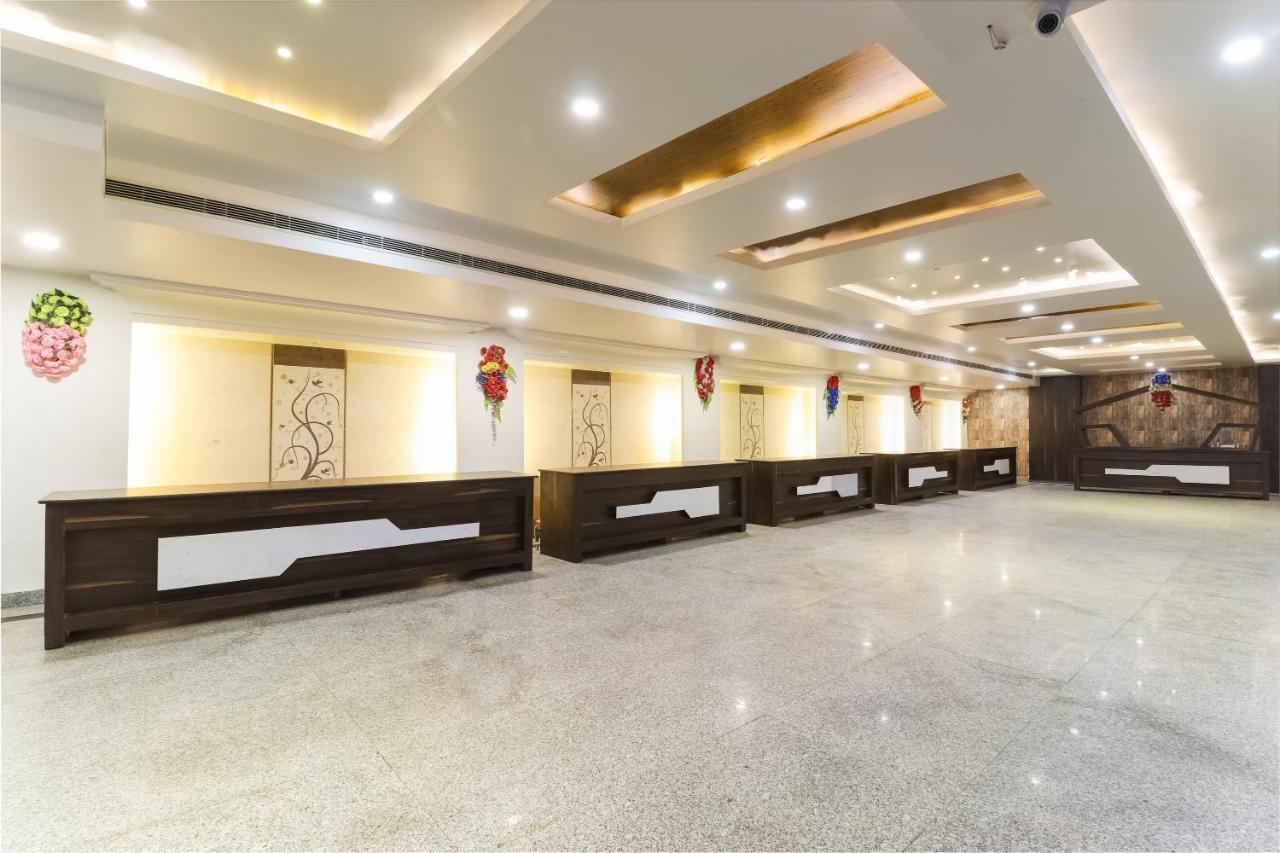 Capital O 15422 Shiva Inn ウンナーオ エクステリア 写真