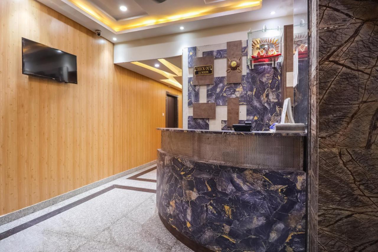 Capital O 15422 Shiva Inn ウンナーオ エクステリア 写真
