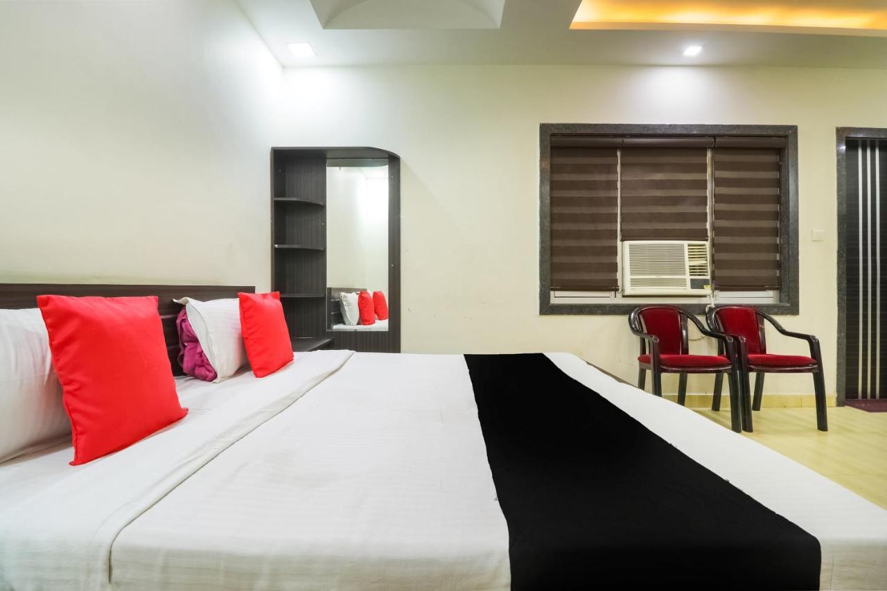 Capital O 15422 Shiva Inn ウンナーオ エクステリア 写真